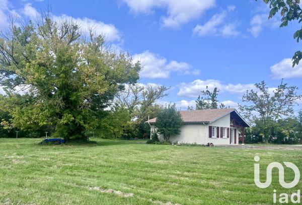 House for sale 3 rooms 88 m² Saint-Savin