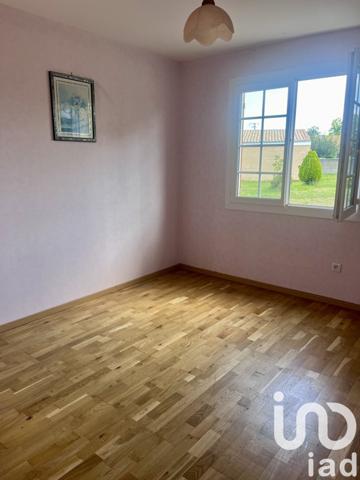 House for sale 3 rooms 88 m² Saint-Savin