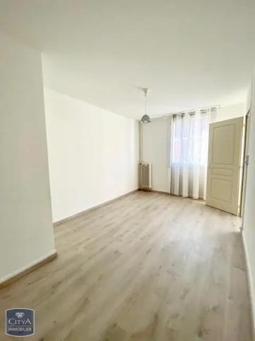 Appartement à louer 2 pièces 43.61m²