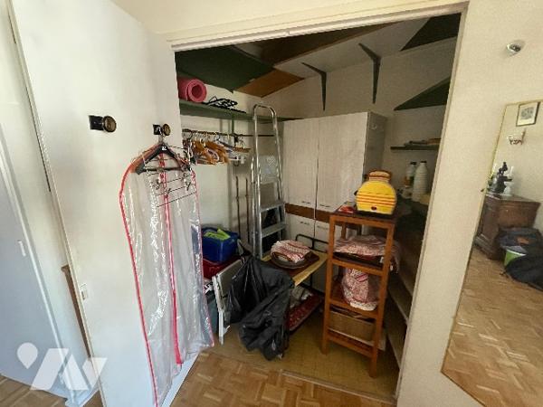 T2 C.FLAMARION/LONGHAMP 13004,  dernier étage 9° , surf: 67m²+ terrasse 12m² et balcon mer et ville