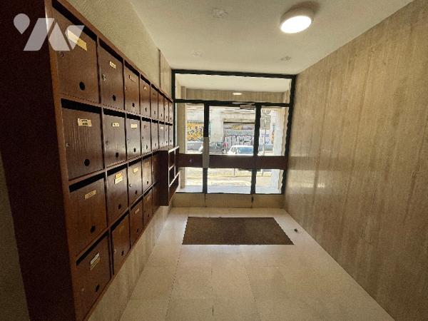 T2 C.FLAMARION/LONGHAMP 13004,  dernier étage 9° , surf: 67m²+ terrasse 12m² et balcon mer et ville