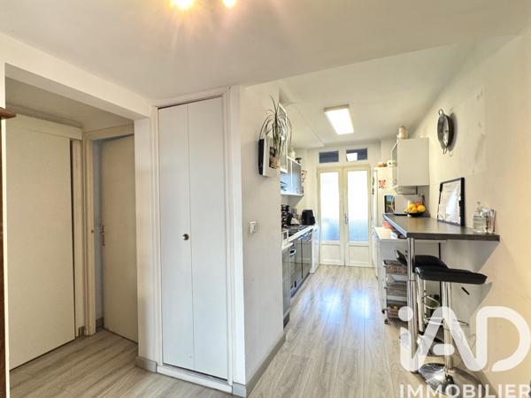 Appartement à vendre 3 pièces 62 m² Nîmes-Saint-Césaire