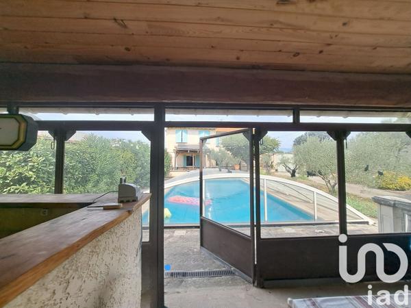 Maison à vendre 7 pièces 220 m² Carpentras