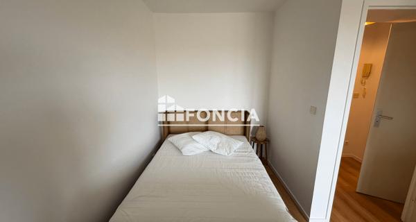 Location Studio meublé 28.15 m² - Montigny-le-bretonneux 78180