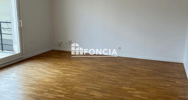 Location Appartement 3 pièces 66.12 m² - Le Plessis-robinson 92350