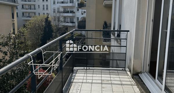 Location Appartement 3 pièces 66.12 m² - Le Plessis-robinson 92350