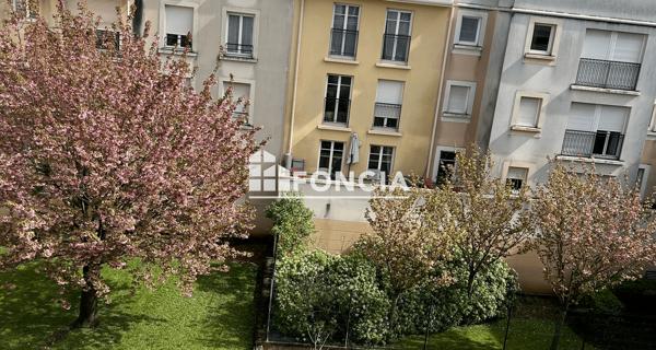 Location Appartement 3 pièces 66.12 m² - Le Plessis-robinson 92350