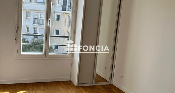 Location Appartement 3 pièces 66.12 m² - Le Plessis-robinson 92350