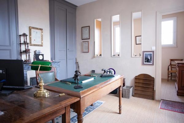 Maison de ville XIXe siècle – 5 chambres – 185 m² – Rochefort centre