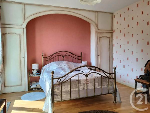 Maison à vendre  10 pièces - 254,40 m 2   LA MACHINE  - 58