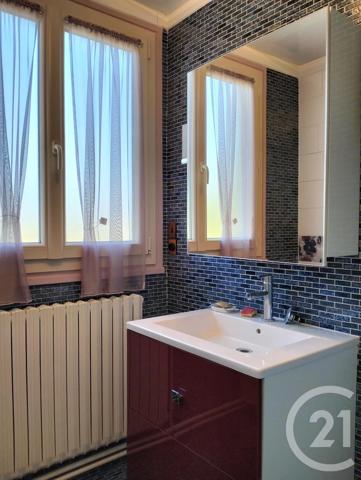 Maison à vendre  10 pièces - 254,40 m 2   LA MACHINE  - 58