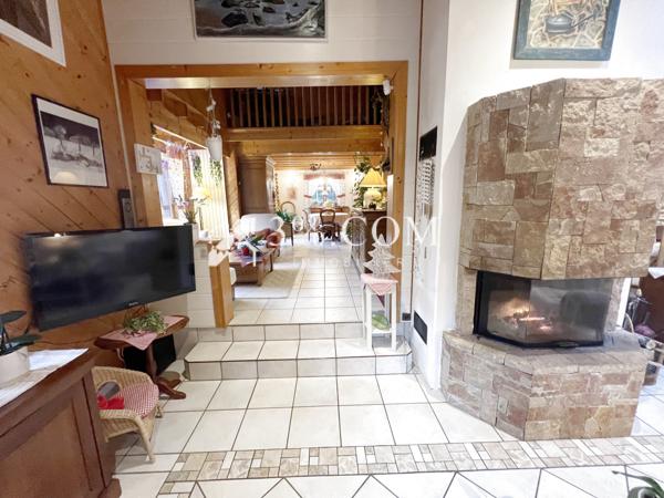 Chalet 9 pièce(s) 4 chambre(s) 147 m²