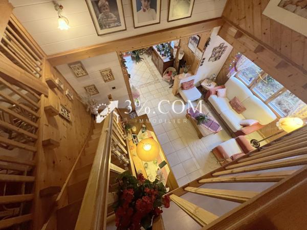 Chalet 9 pièce(s) 4 chambre(s) 147 m²