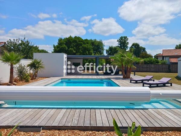 Maison
         5 pièces
        - 162 m² Bien prestige 730 000 € *