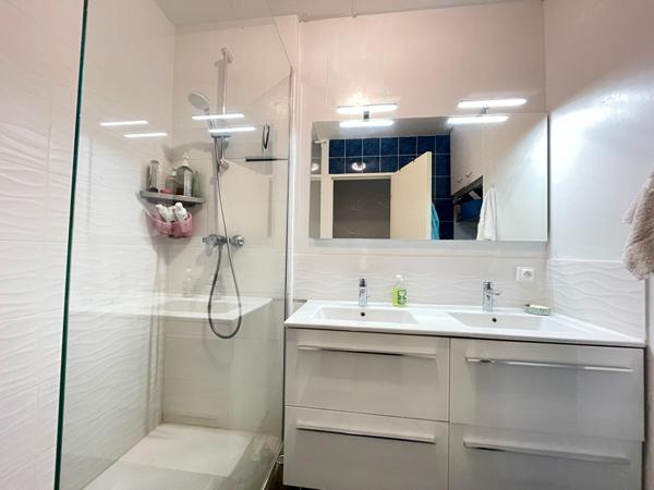 Appartement Angers 4 pièce(s) 85.47 m2,  
Angers 49000