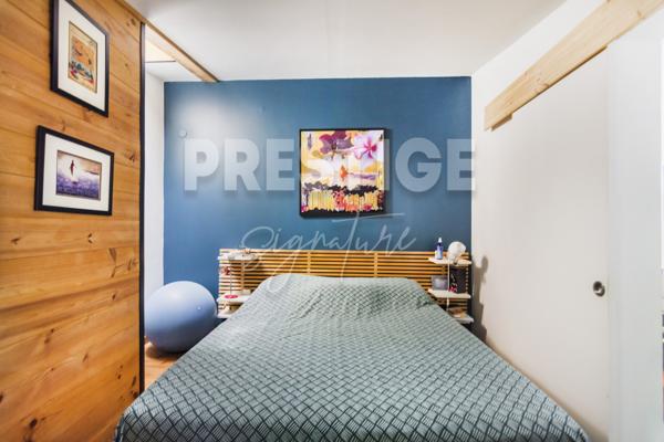 Maison
                                                                                                                                                                                                                                                                                                                        9 pièce(s)                                                                                                                                                                                                          5 chambre(s)                                                                                                                                                                                                          160  m²
