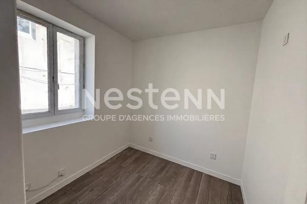Nestenn Igny - Maison de ville en triplex au calme dans une cour privative avec faibles charges de copropriété - Igny Bourg  Proche écoles  JB Corot et La Salle, commerces, Ligne V et bus, axes routiers , proche Vélizy et Plateau de Saclay.