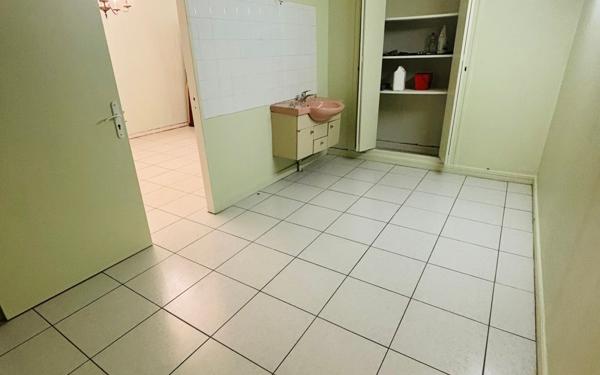 Appartement à vendre    4 pièces • 76 m2 Stains