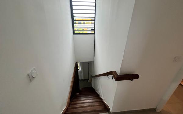 Appartement à vendre    4 pièces •  Remire-Montjoly