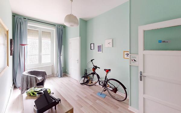 Appartement à vendre    3 pièces • 59,23 m2 Saint-Étienne
