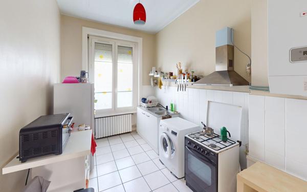 Appartement à vendre    3 pièces • 59,23 m2 Saint-Étienne