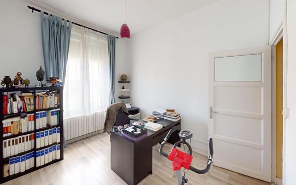 Appartement à vendre    3 pièces • 59,23 m2 Saint-Étienne