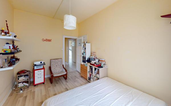 Appartement à vendre    3 pièces • 59,23 m2 Saint-Étienne