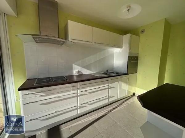 Appartement à louer 3 pièces 74.13m²