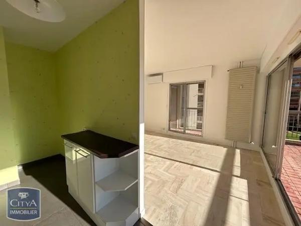 Appartement à louer 3 pièces 74.13m²