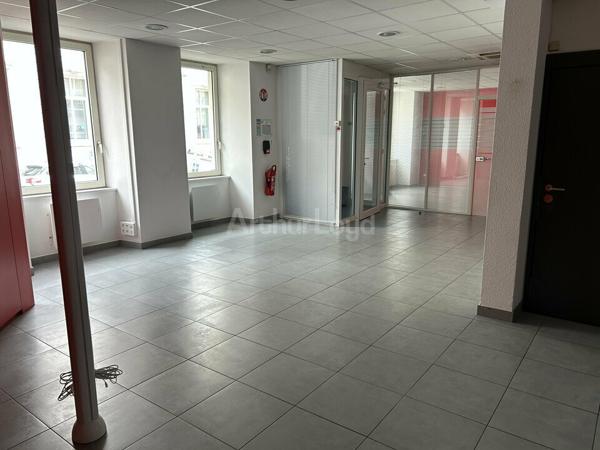 BUREAUX à LOUER de 68 m²