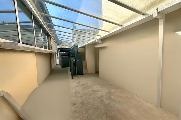 LOCAL D'ACTIVITÉ 428 m² À GAGNY