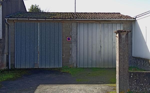 Maison à vendre    2 pièces • 57 m2 Le May-sur-Èvre