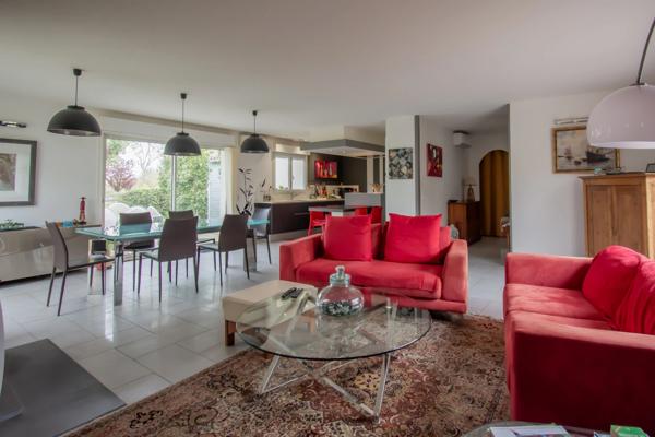 ROYAN – LAC DE LA MÉTAIRIE – VILLA DE PLAIN-PIED T5 – 168 M²