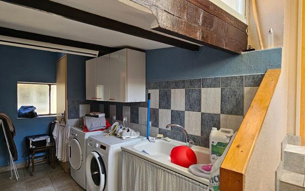 Immeuble à vendre    3 pièces •  Loudun