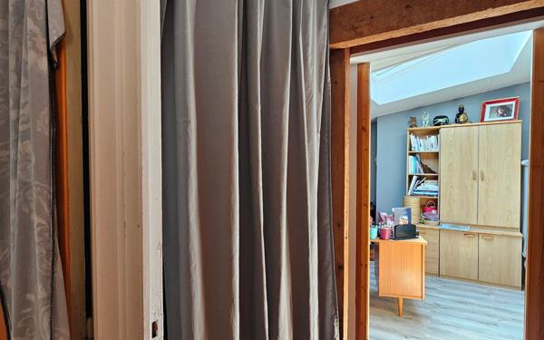 Immeuble à vendre    3 pièces •  Loudun