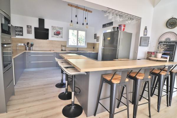 Propriété exceptionnel à Pignans: 378m2 sur terrain 2015 m2