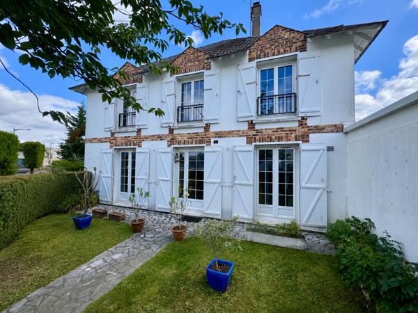 Maison Ozoir La Ferriere 7 pièce(s) 153 m2