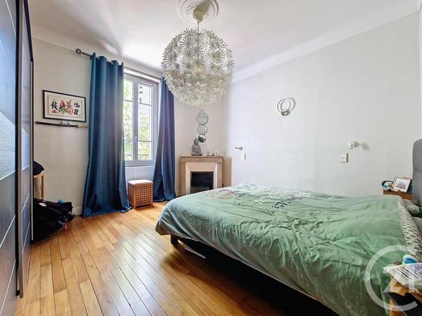 Appartement T5 à vendre  5 pièces - 99,20 m2 CHAMALIERES - 63