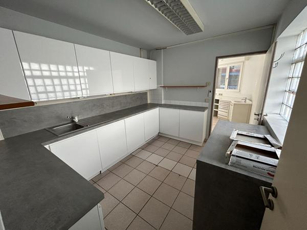 À louer , Local professionnel de 70 m2, Idéal professions médicales ou paramédicales