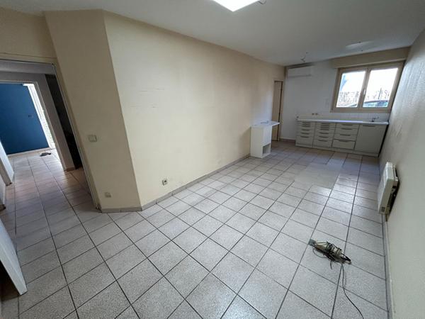 À louer , Local professionnel de 70 m2, Idéal professions médicales ou paramédicales