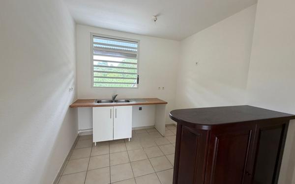 Appartement à louer    2 pièces •  Cayenne