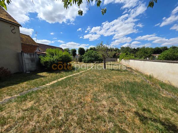 Vente
                Maison156 m² - 6 Pièces -
                    VERON (89510)
