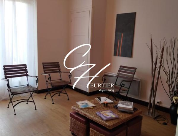 VOIRON - LOCAL PROFESSIONNEL - CENTRE VILLE