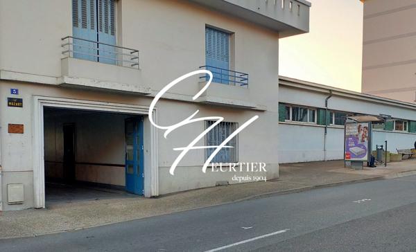 VOIRON - LOCAL PROFESSIONNEL - CENTRE VILLE