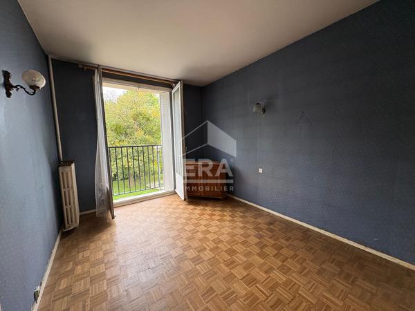 Appartement Beynes 5 pièce(s) - Pour les amateurs de travaux