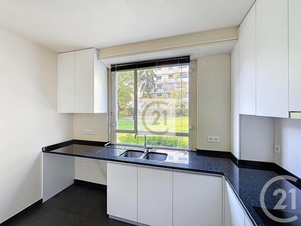 Appartement F5 à vendre  5 pièces - 94 m2 ST CLOUD - 92