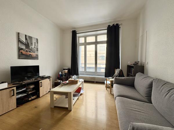 Saint-Étienne (42000) Appartement lumineux T3 au 1er étage avec ascenseur - Cœur du centre-ville