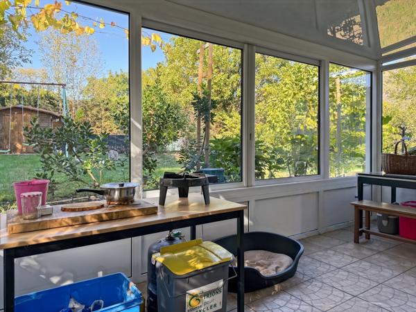 Meyras (07380) Petite Maison dans la Prairie…