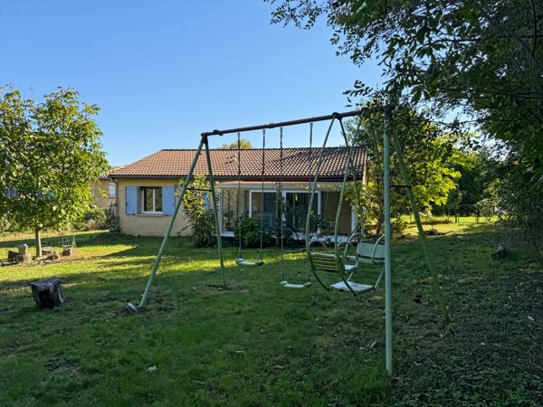 Meyras (07380) Petite Maison dans la Prairie…