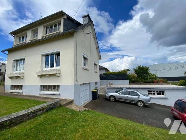 Maison à Vendre à Plouha (22580) en Côtes-d'Armor (22)

Nous vous proposons à la vente cette ...